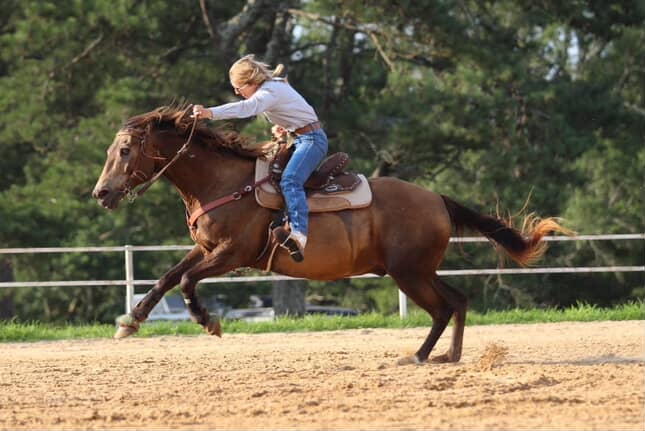 Top 5 Tips for Choosing the Perfect Barrel Racing Saddle