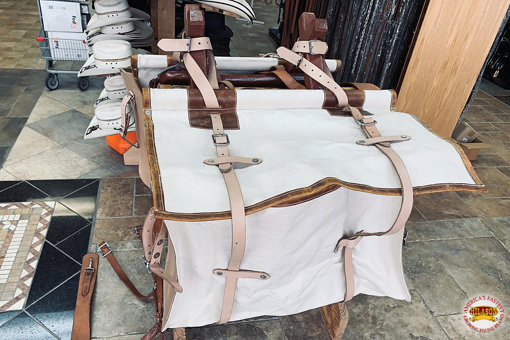 Sawbuck Pack Saddle With White Heavy Duty Bags Panniers And Pad