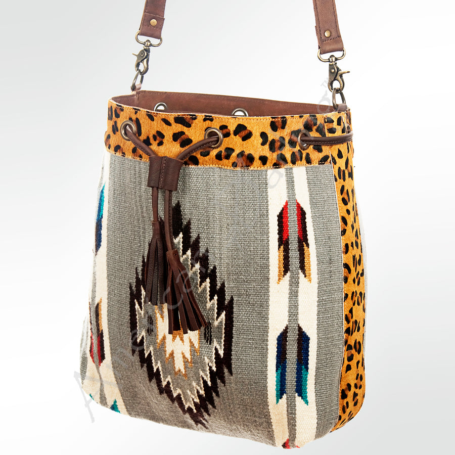 American Darling Hand Woven Saddle Blanket and Hair-On Cowhide Western Bucket Bag - Uhorse