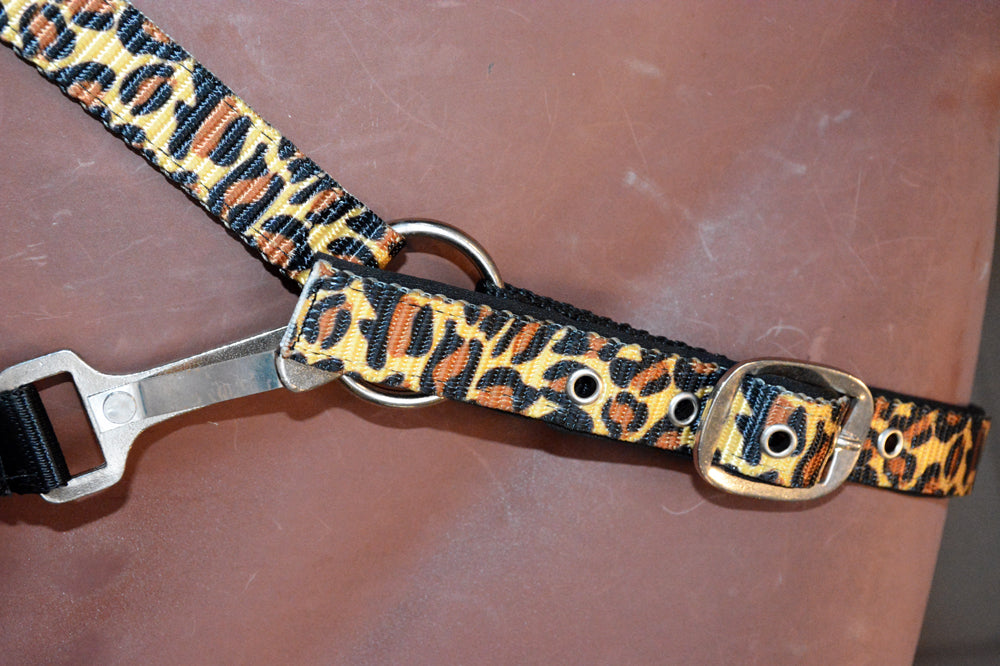 Hilason 1 Inch Fully Adjustable Halter US Flag Polyester