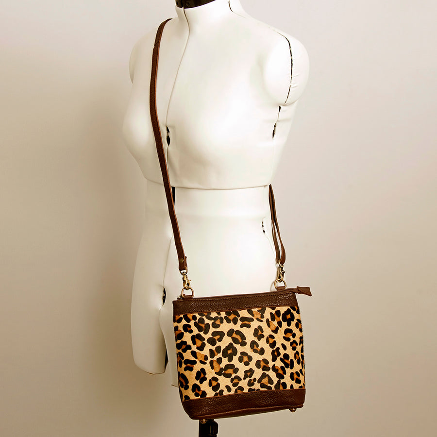 American Darling Large Cross body Bag for Women Hand Woven Saddle Blanket Vegetable-Tanned Genuine Leather YKK Zipper