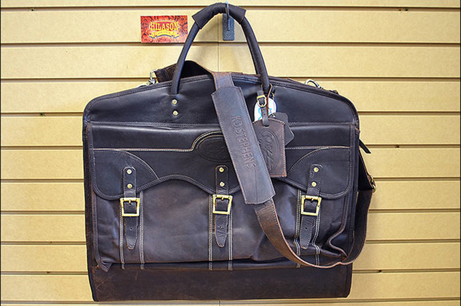 23“W x 20“H x 7“D Garment Bag Leather Regular Size