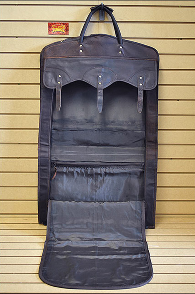 23“W x 20“H x 7“D Garment Bag Leather Regular Size