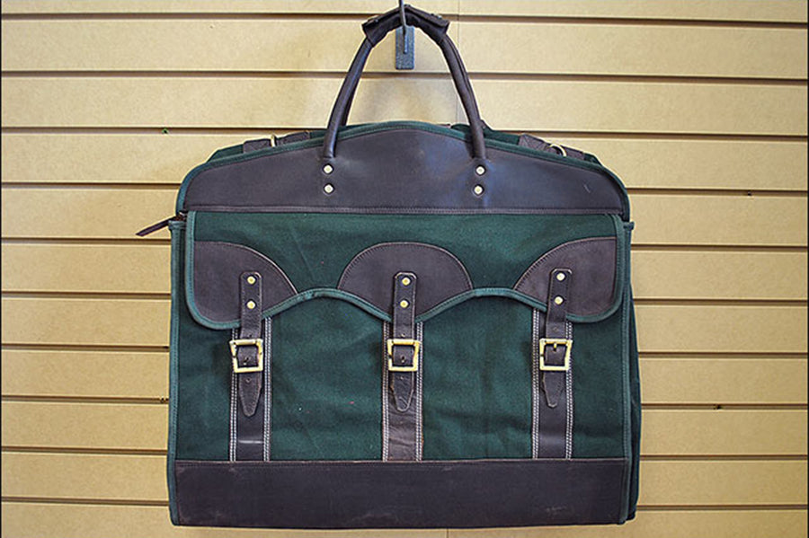 23“W x 20“H x 7“D Garment Bag Leather Canvas Regular Size