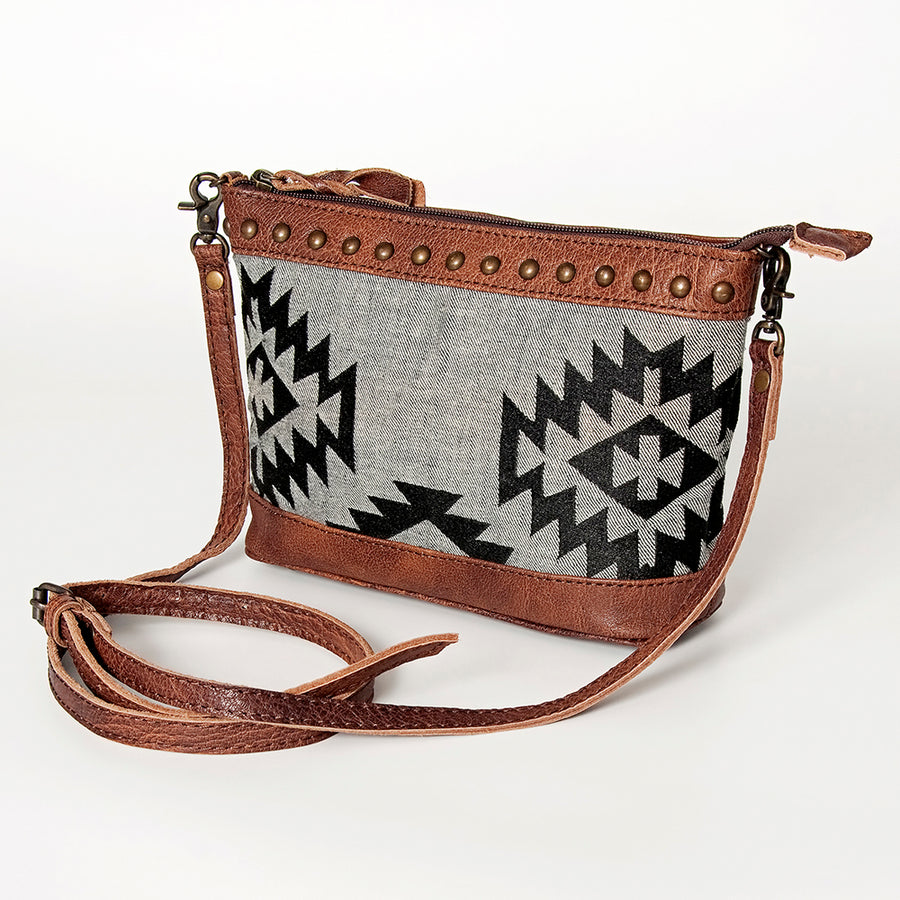 American Darling Cross body Bag for Women, Premium Vegetable-Tanned Full Grain Leather, Hand Woven Saddle Blanket & YKK Zipper