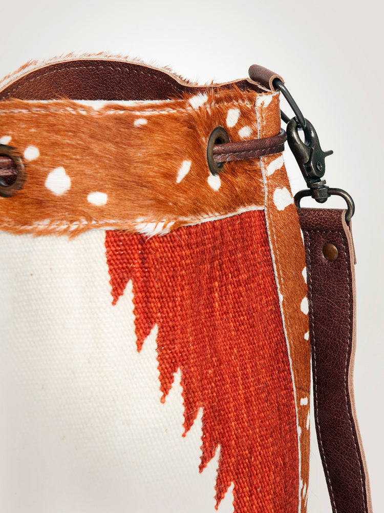 American Darling Bucket Bag Hand Woven Saddle Blanket Hair-On Cowhide Genuine Leather Western Purse with YKK Zipper