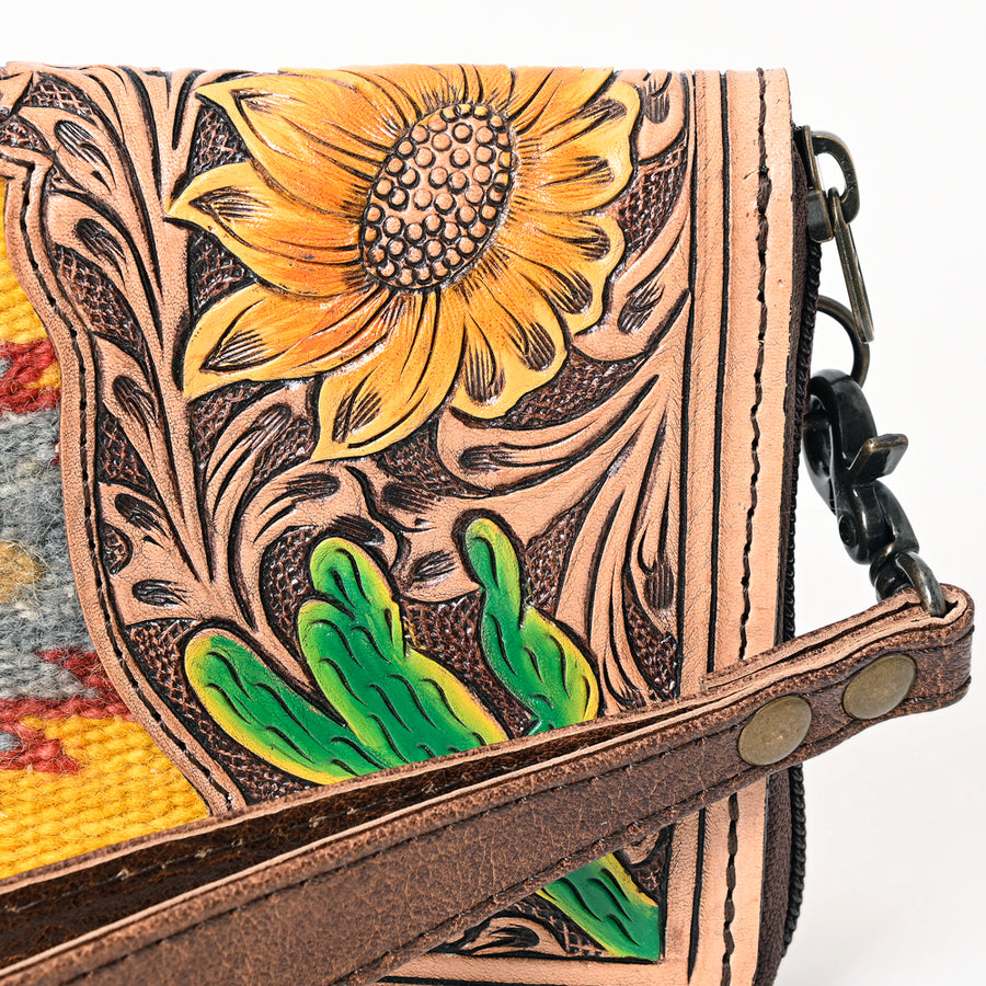 American Darling Western Organizer Bag Hand Woven Saddle Blanket Hand Tooled Leather Small Organizer 4.5in (H) X 8in (W)