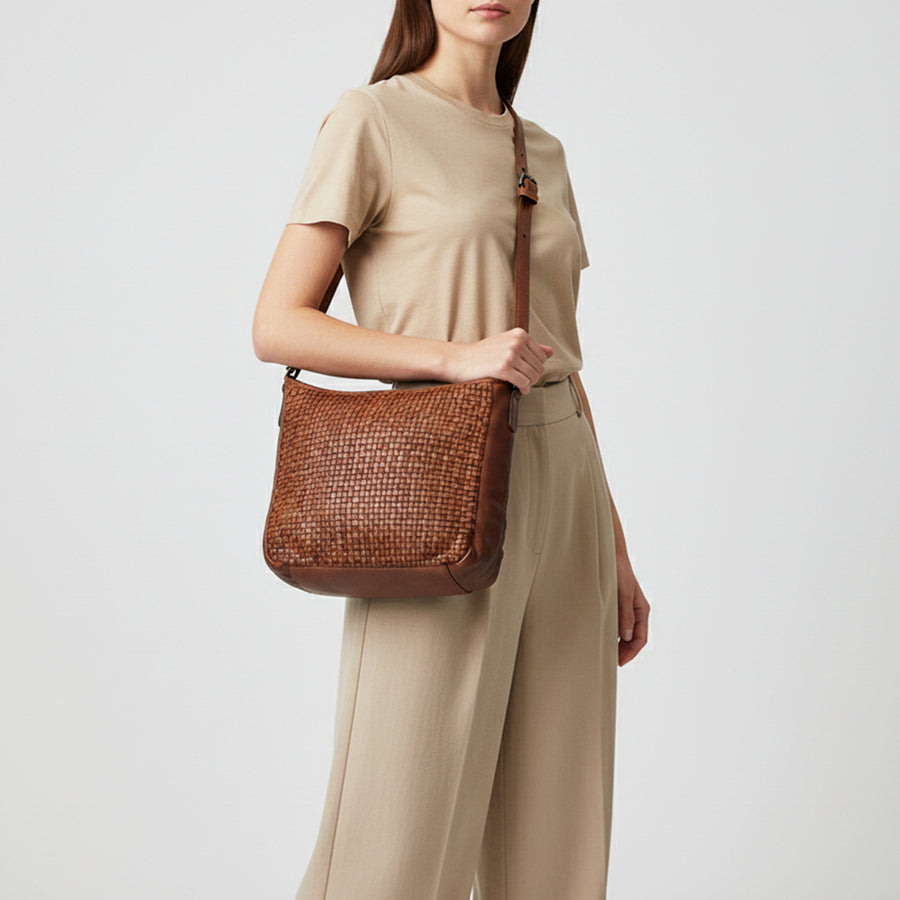 Spaghetti Western Hand-Woven Leather Hobo Bag Premium Vegetable Tanned Full Grain Cowhide Artisanal Basket Weave Shoulder Bag