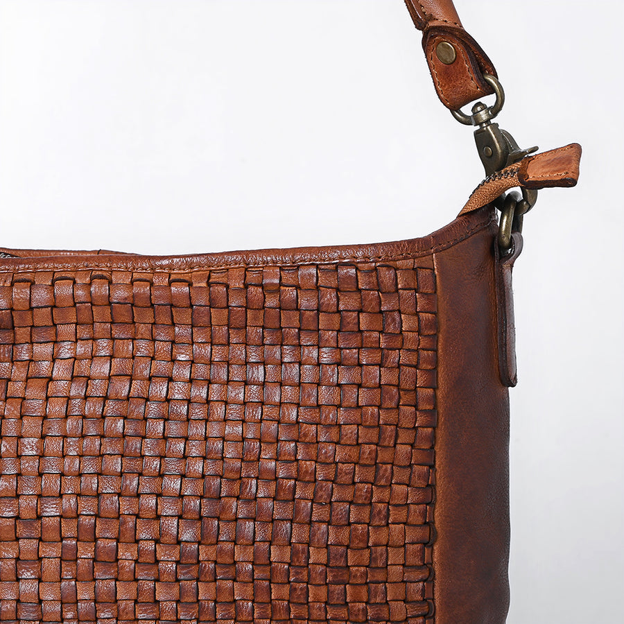 Spaghetti Western Hand-Woven Leather Hobo Bag Premium Vegetable Tanned Full Grain Cowhide Artisanal Basket Weave Shoulder Bag