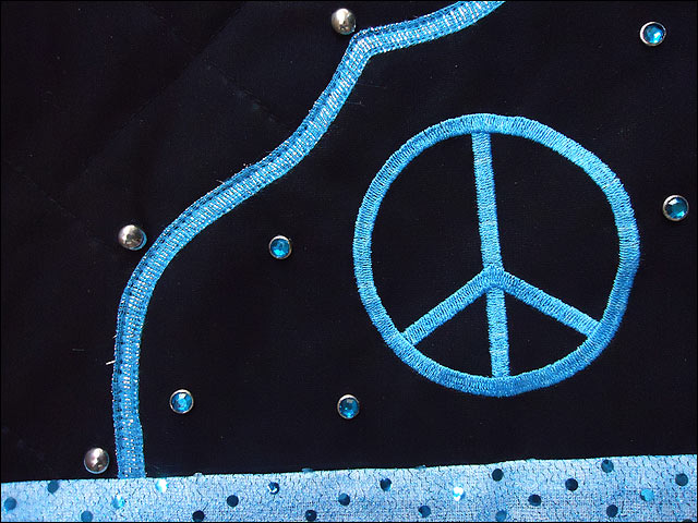 Black Hilason Western Show Barrel Racing Rodeo Saddle Blanket Pad Peace Sign