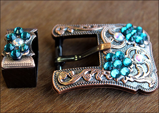 Hilason Screw Back Concho Emerald & AB Crystal Floral Copper Buckle Set 3/4 Inch