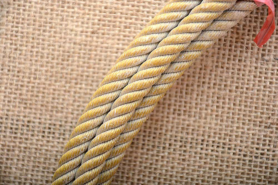 Size 9 Dub Grant 4 Strands Poly Durable Stretch Calf Rope Right Hand Gold