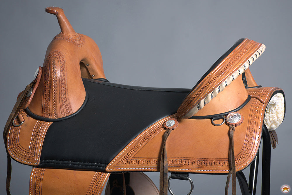 Hilason Western Horse Treeless Trail Saddle Genuine American Leather Tan