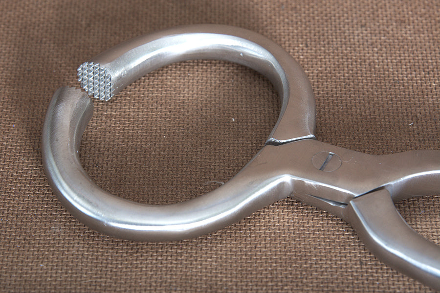 HILASON 13" Professional Round-Shape Hoof Tester