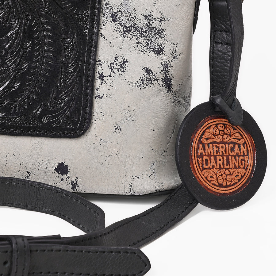 American Darling Western Leather Silver Crackle Crossbody