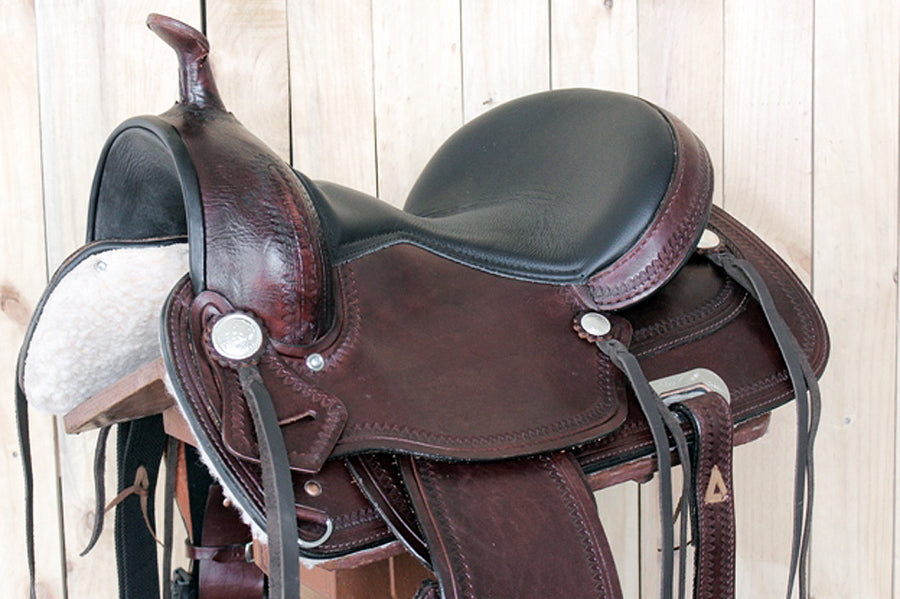16 In Western Horse Saddle American Leather Flex Tree Trail & Pleasure Tack