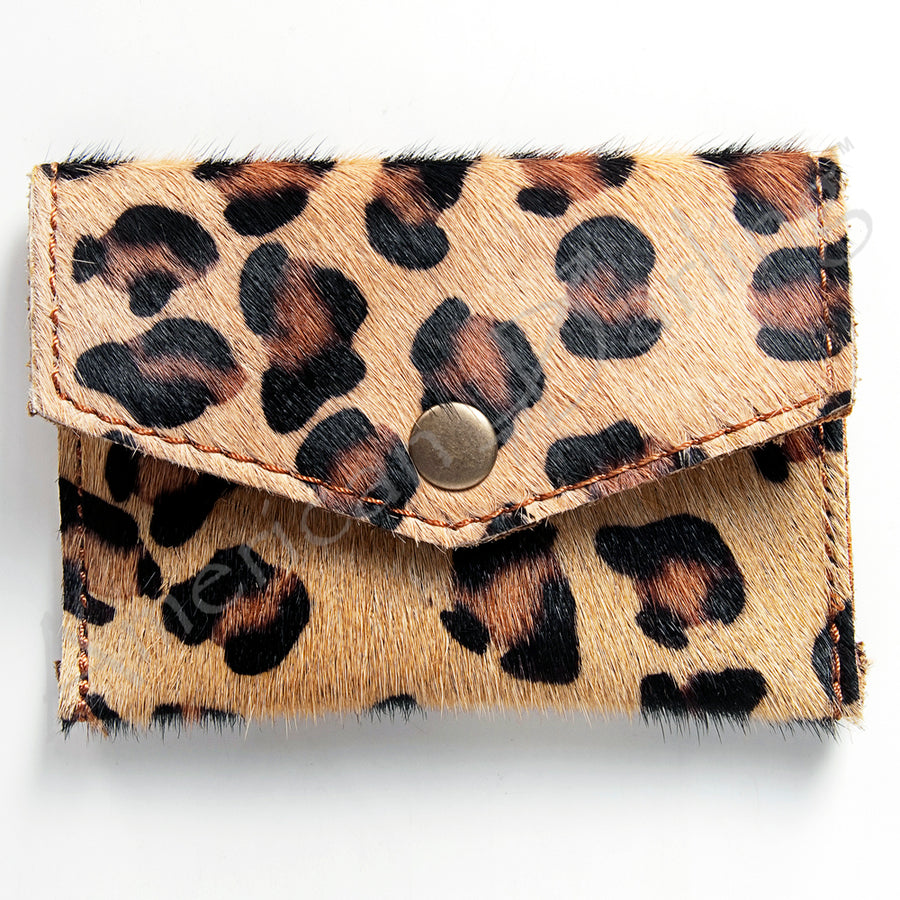 Magenta hair-on cowhide card wallet with white speckled pattern - Uhorse