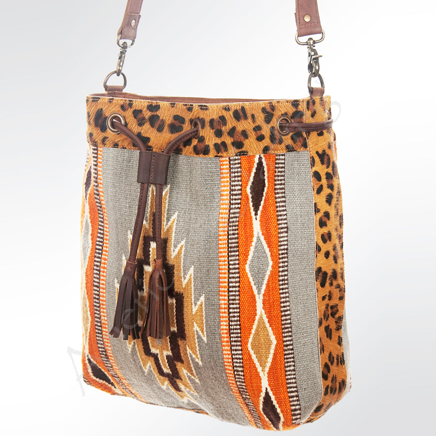 American Darling Hand Woven Saddle Blanket and Hair-On Cowhide Western Bucket Bag - Uhorse