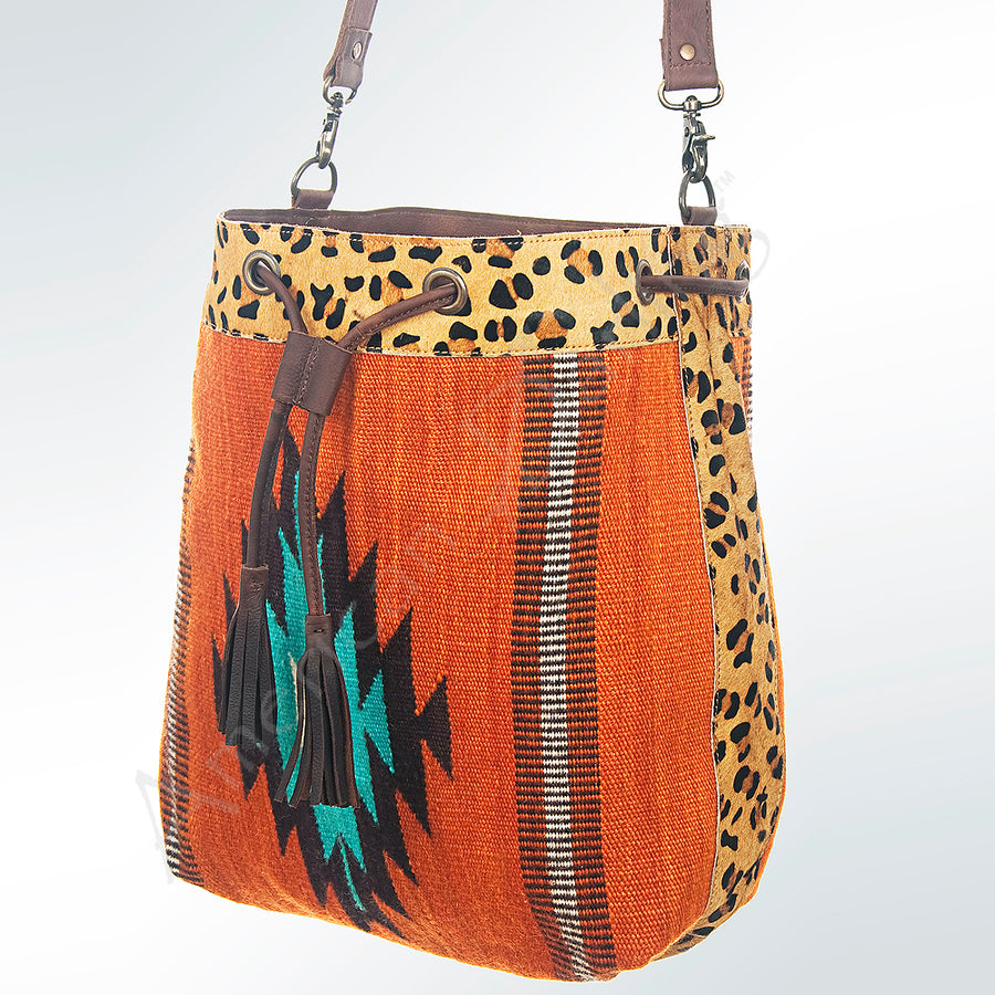 American Darling Hand Woven Saddle Blanket and Hair-On Cowhide Western Bucket Bag - Uhorse