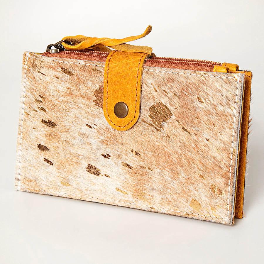 American Darling Handcrafted Leather Card-Holder with Authentic Hair-On Cowhide - Uhorse
