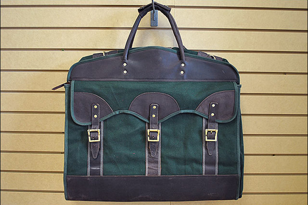 23“W x 20“H x 7“D KD Stephens Garment Bag  Leather Canvas Regular Size