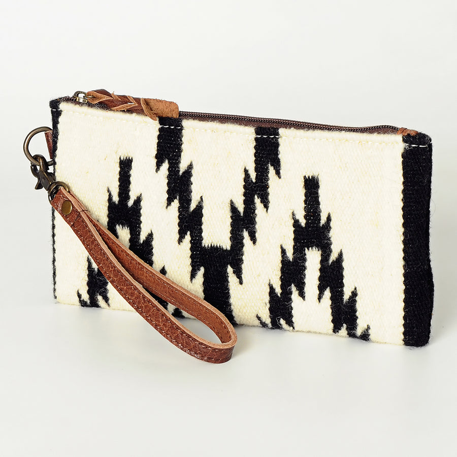 American Darling Western Leather Wristlet Bag with Hand Woven Saddle Blanket - Uhorse