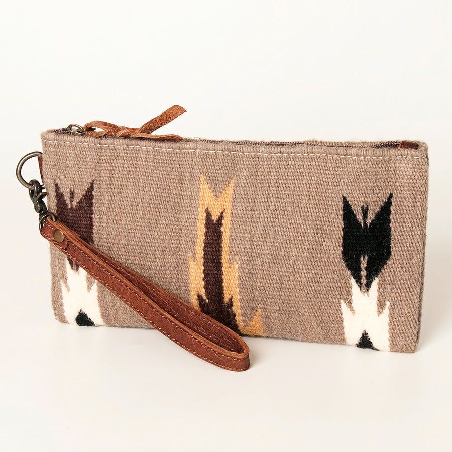 American Darling Western Leather Wristlet Bag with Hand Woven Saddle Blanket - Uhorse