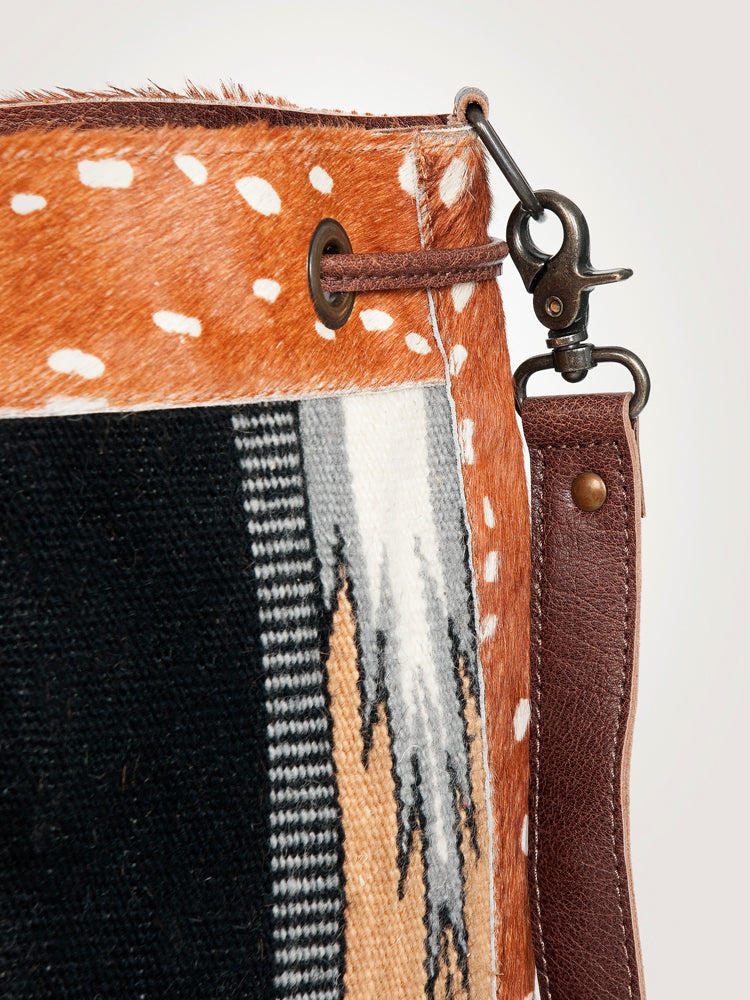American Darling Bucket Bag Hand Woven Saddle Blanket Hair-On Cowhide Genuine Leather Western Purse with YKK Zipper