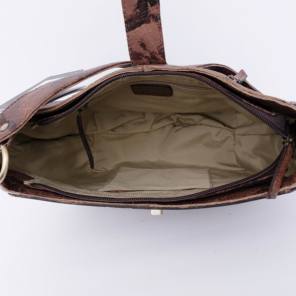Colorado 100% Brown Vintage Leather Brass Hardware Used Very Good Handbag  Bag Tote(s)