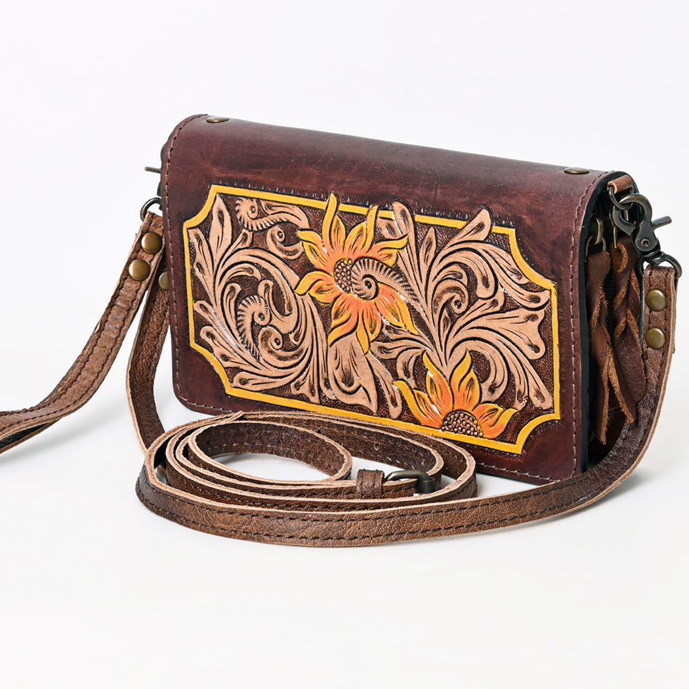 Rectangular Genuine Leather Handbag, for Office, Party, Shopping, Feature :  Attractive Pattern at Rs 500 / Piece in Kanpur