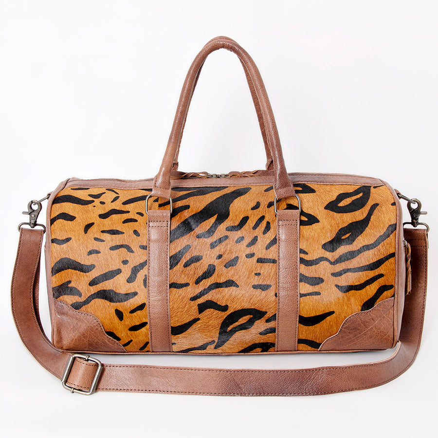 American Darling Handcrafted Western Leather Duffle Bag with Hair-On Cowhide – Spacious, Durable, and Stylish Travel Bag