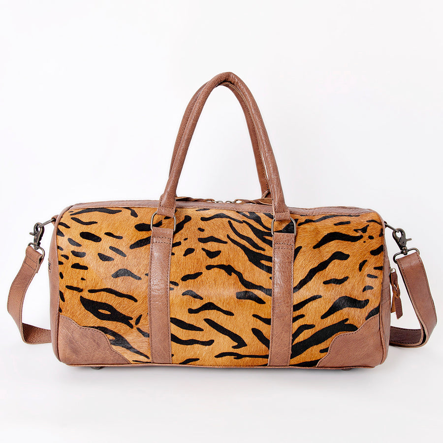American Darling Handcrafted Western Leather Duffle Bag with Hair-On Cowhide – Spacious, Durable, and Stylish Travel Bag