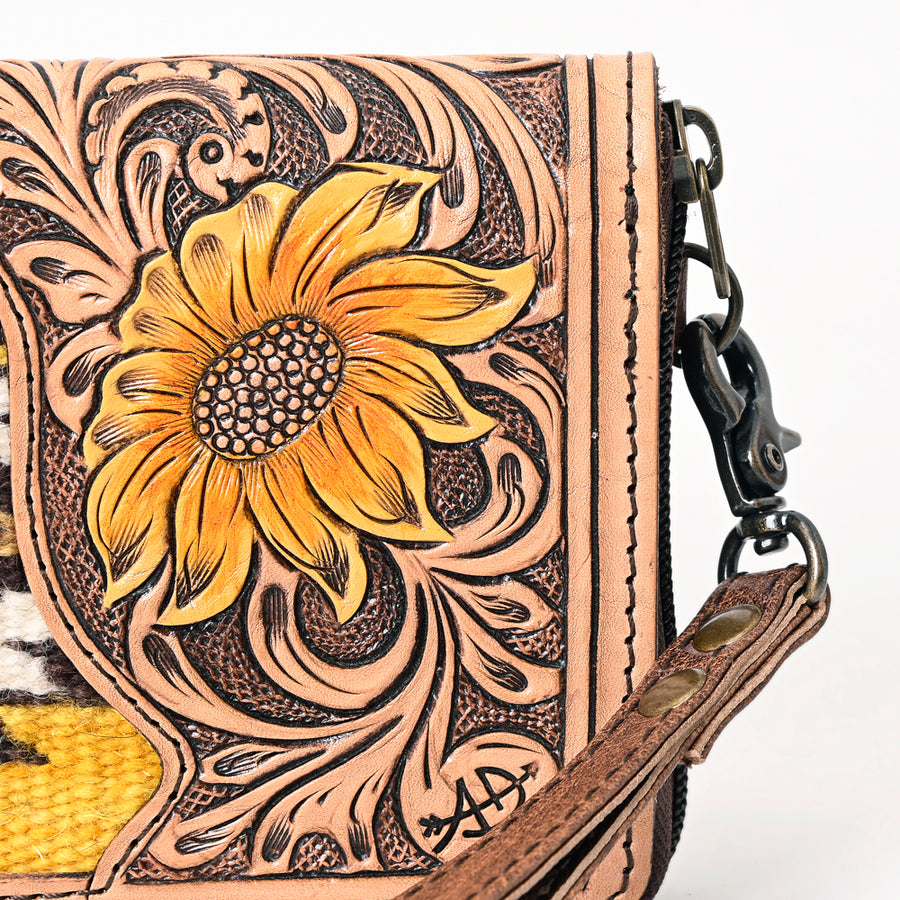 American Darling Western Organizer Bag Hand Woven Saddle Blanket Hand Tooled Leather Small Organizer 4.5in (H) X 8in (W)