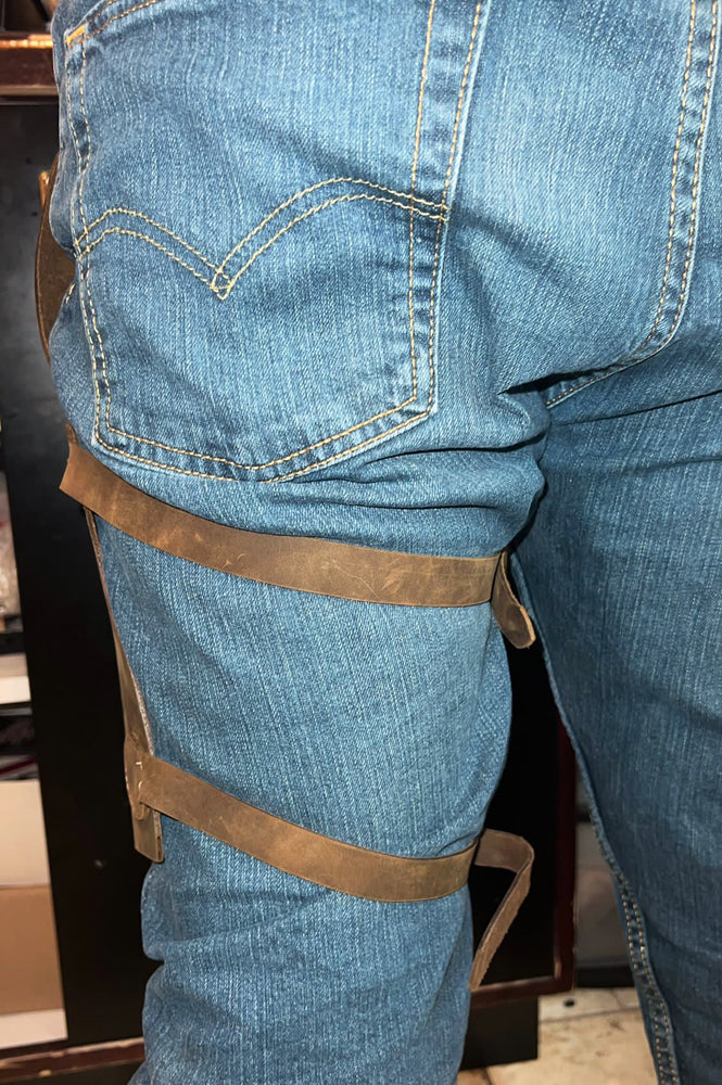 13 Inches Hilason Leather Cowboy Roper Chap