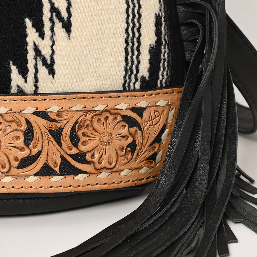 American darling Western Leather Sling Bag with Fringes, Hair-On Cowhide & Saddle Blanket  – Handcrafted, Stylish & Durable, Perfect for Everyday Use