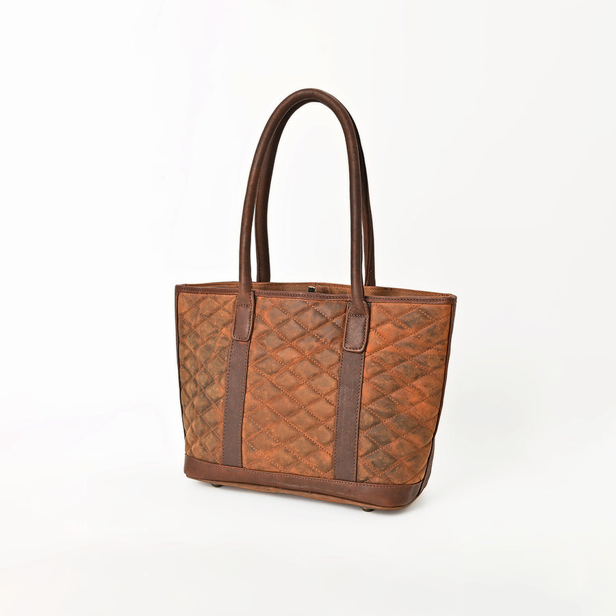 American Darling Quilted Leather Tote Bag with Hand-Stitched Details - Uhorse