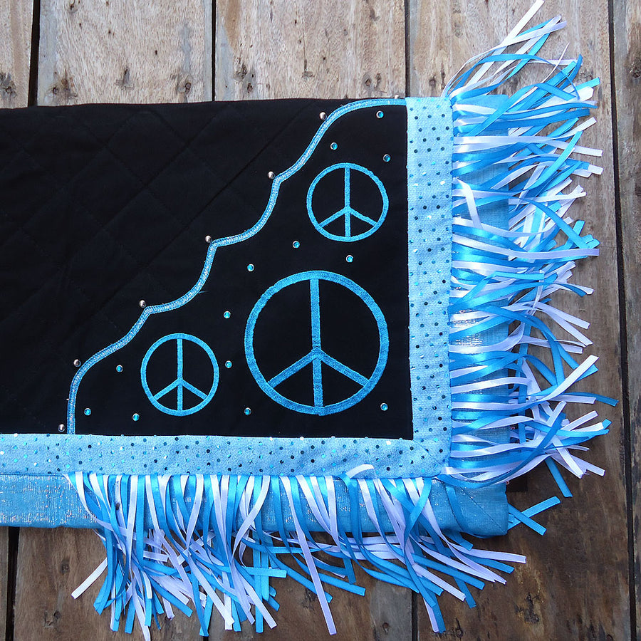 Black Hilason W. Show Barrel Racing Rodeo Saddle Blanket Pad Peace by Hilason – Cowboy and equestrian accessories
