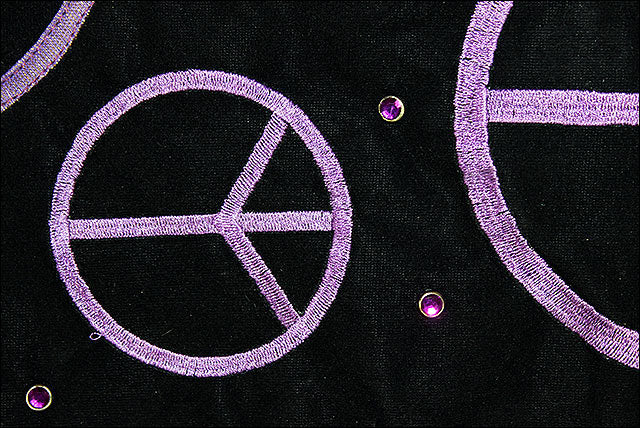 Hilason Western Show Barrel Racing Rodeo Saddle Blanket Pad Black W/ Peace Sign
