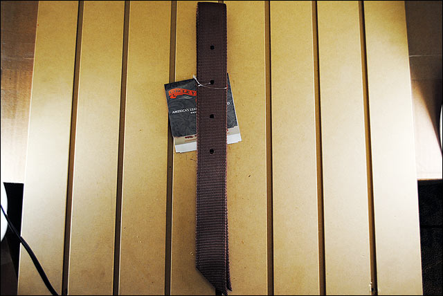 Circle Y Brown Tk. H. Off Strap 36 Inch Nylon by Hilason – Cowboy and equestrian accessories