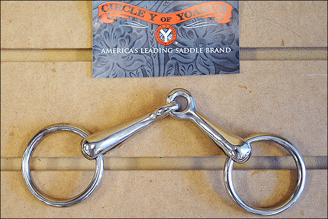 Chrome snaffle bit with rings - Uhorse