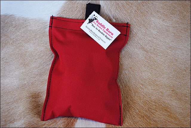 Saddle Barn Pro Rodeo 1 Lb. Rosin With Cordura Pouch - Red - Uhorse