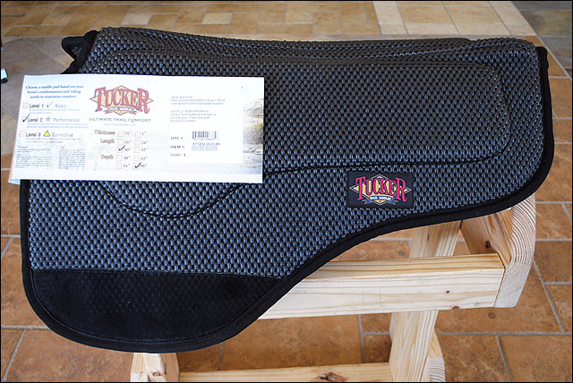 Tucker Dropped Rigging Full Tk.y Too Durable Saddle Pad Black – by Hilason – Cowboy and equestrian accessories