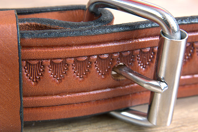 Circle Y 1 1/2" Shell Tooled Horse Leather Flank Cinch Girth Regular Oil