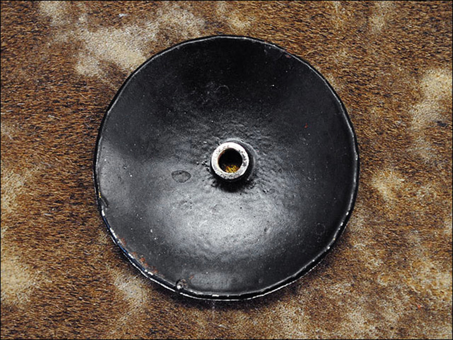 1.25 Inch HILASON Western Screw Back Concho Black Saddle & Tack