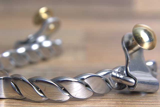 Hilason Western Twisted Wire Design Adult Horse Riding Spurs Pair