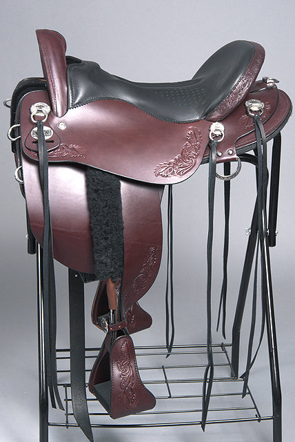 17.5' Tucker Logo 150 Horizon Compass Rose Leather Wide Tree H. Saddle by Hilason – Cowboy and equestrian accessories