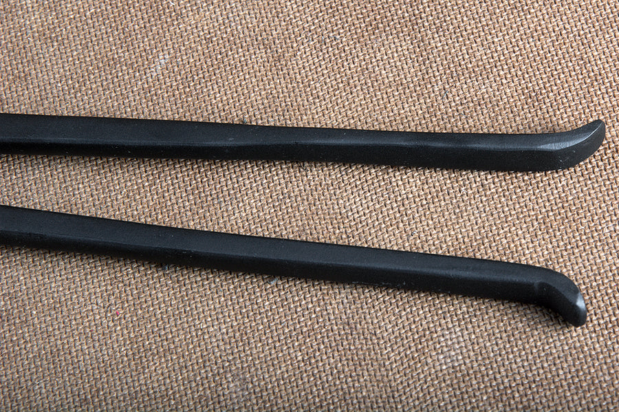 Hilason Black Coated Clauncher